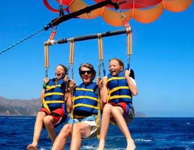 Parasailing in Moraira