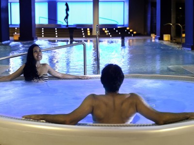 Spa Circuit + Couples Chocolate Therapy