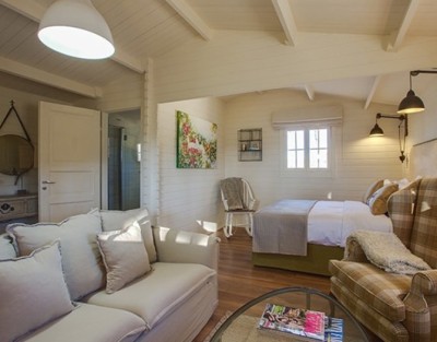 Romantic getaway in La Escondida cabin hotel