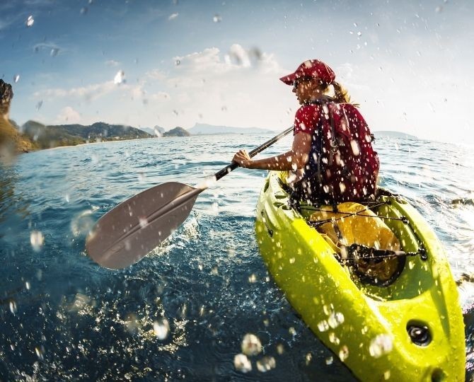 Ruta en Kayak Agua Amarga, el mejor plan para descubrir el Parque Natural del Cabo de Gata