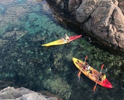 Excursión en kayak a la Cala de la Mina desde la Playa del Albir