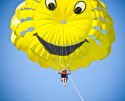 Parasailing en Villajoyosa ¡Vuela en paracaídas por la costa!