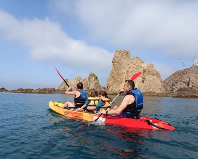 kayak arrecife de las sirenas cabo de gata