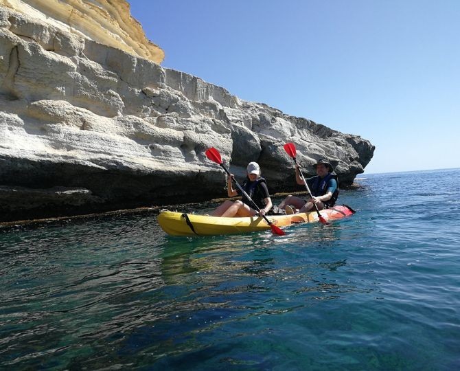 piratas cabo de gata en kayak