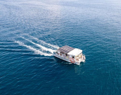 Boat Party en Valencia. Fiesta en Barco + Comida