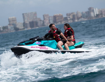 Excursión de moto de agua a...