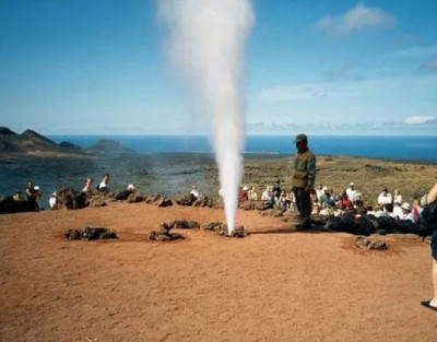 Excursión a los volcanes y...