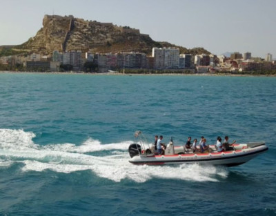 Speed Boat Tour in Alicante Bay