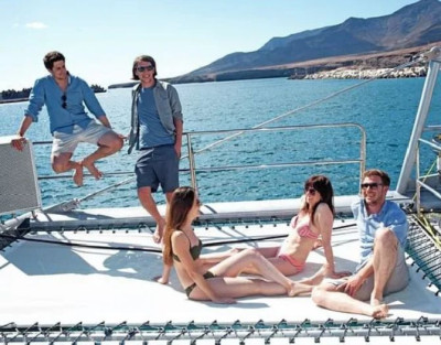 Excursión en Catamarán...