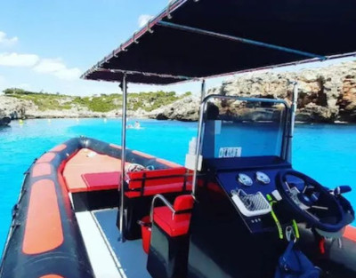 Tour en lancha con snorkel...