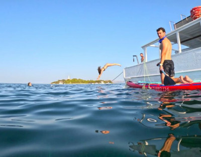 Excursión en Barco por la...