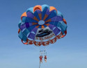 Parasailing en Villajoyosa ¡Vuela en paracaídas por la costa!